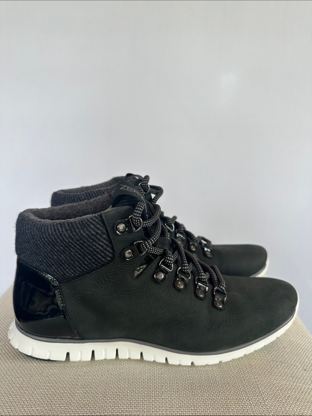Cole Haan Zerogrand waterproof boots with White Soles women’s 9B, W17873